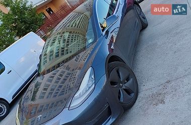 Седан Tesla Model 3 2019 в Одессе