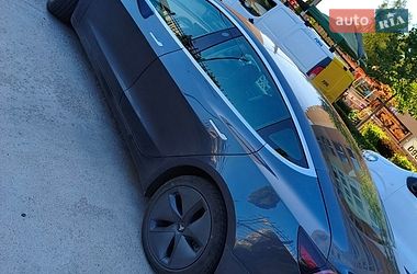 Седан Tesla Model 3 2019 в Одессе
