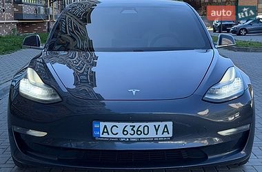 Седан Tesla Model 3 2019 в Житомирі