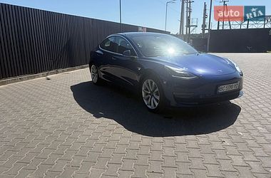 Седан Tesla Model 3 2019 в Львові