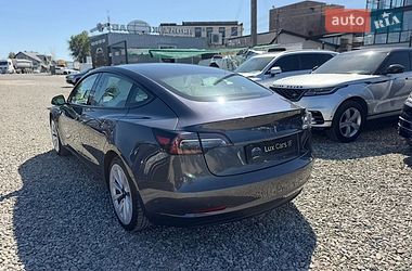 Седан Tesla Model 3 2020 в Івано-Франківську