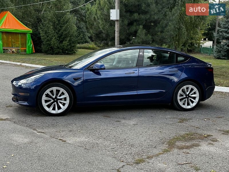 Седан Tesla Model 3 2023 в Полтаві фото 3 Седан Tesla Model 3 2023 в Полтаві