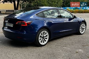 Седан Tesla Model 3 2023 в Полтаві