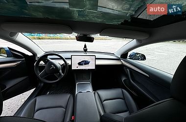 Седан Tesla Model 3 2023 в Полтаві