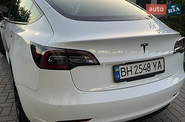 Седан Tesla Model 3 2021 в Одессе