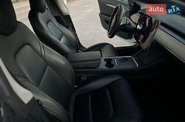 Седан Tesla Model 3 2021 в Одессе