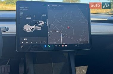 Седан Tesla Model 3 2021 в Києві