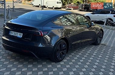 Седан Tesla Model 3 2025 в Одесі