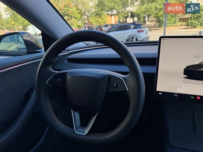 Седан Tesla Model 3 2025 в Одесі