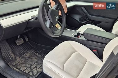Седан Tesla Model 3 2021 в Яворове