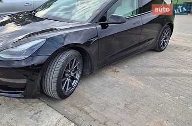 Седан Tesla Model 3 2021 в Яворове