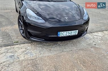 Седан Tesla Model 3 2021 в Яворові