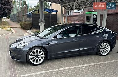 tesla model-3 2019 в Буча от профессионального продавца Максим Олегович