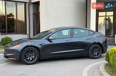 Седан Tesla Model 3 2024 в Стрые