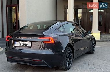 Седан Tesla Model 3 2024 в Стрые