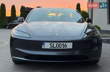 Седан Tesla Model 3 2024 в Стрые