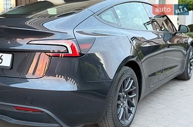 Седан Tesla Model 3 2024 в Стрые