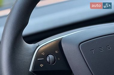 Седан Tesla Model 3 2024 в Стрые