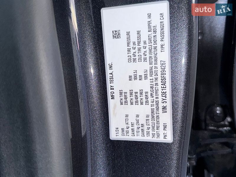 Седан Tesla Model 3 2024 в Стрые