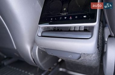 Седан Tesla Model 3 2024 в Стрые