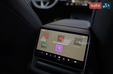 Седан Tesla Model 3 2024 в Стрые