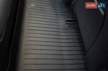 Седан Tesla Model 3 2024 в Стрые