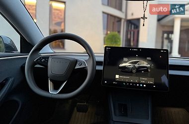 Седан Tesla Model 3 2024 в Стрые
