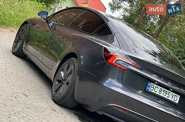 Седан Tesla Model 3 2025 в Самборе