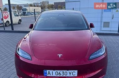 Седан Tesla Model 3 2024 в Києві