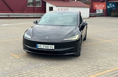 Седан Tesla Model 3 2024 в Львові