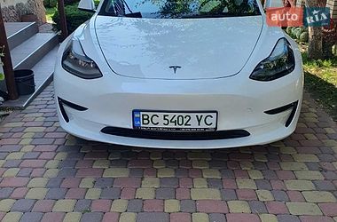 Седан Tesla Model 3 2022 в Львове