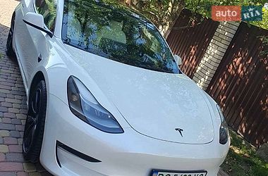 Седан Tesla Model 3 2022 в Львове
