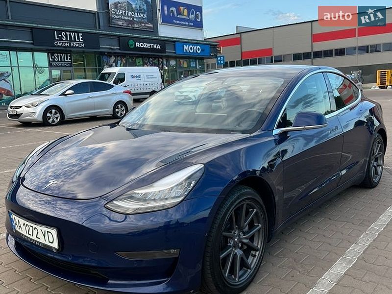 Седан Tesla Model 3 2018 в Софиевской Борщаговке