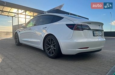 Седан Tesla Model 3 2021 в Києві