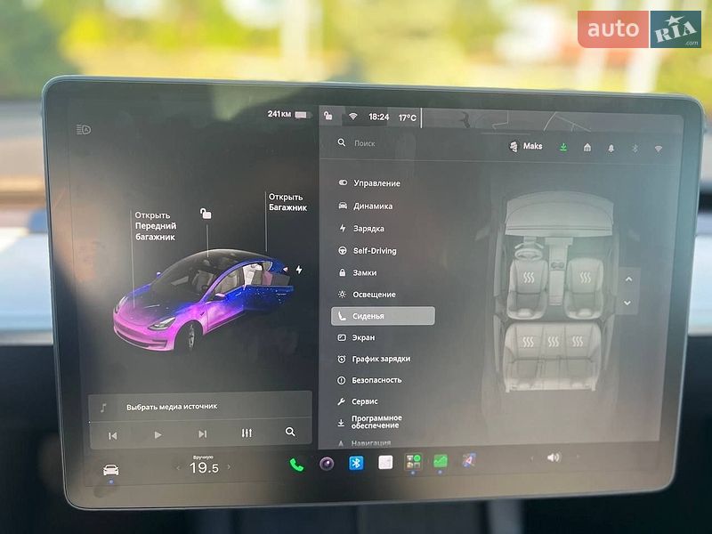 Седан Tesla Model 3 2021 в Киеве