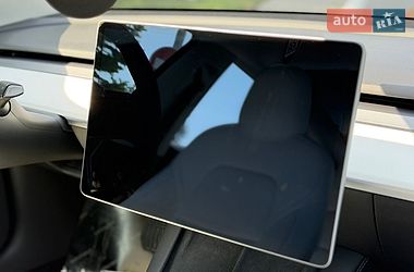 Седан Tesla Model 3 2021 в Одесі