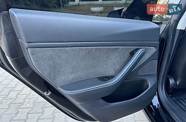 Седан Tesla Model 3 2019 в Одессе