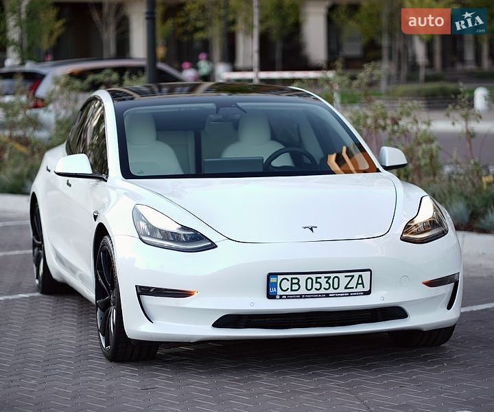 Седан Tesla Model 3 2020 в Софиевской Борщаговке