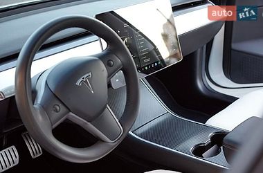 Седан Tesla Model 3 2020 в Софиевской Борщаговке