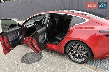 Седан Tesla Model 3 2018 в Луцке