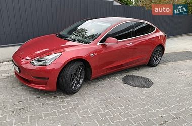Седан Tesla Model 3 2018 в Луцке