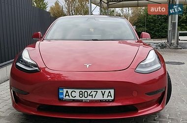 Седан Tesla Model 3 2018 в Луцке