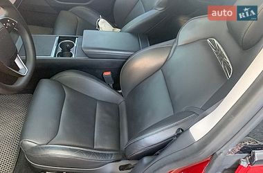 Седан Tesla Model 3 2024 в Києві