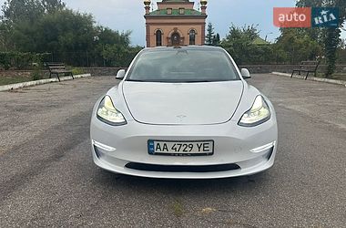 Седан Tesla Model 3 2021 в Кропивницком