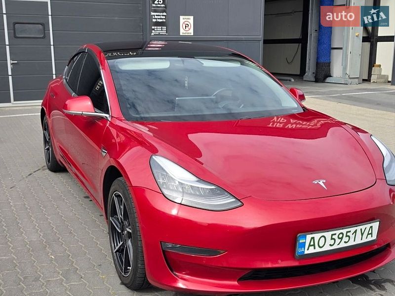 Tesla Model 3 2018