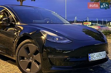 Седан Tesla Model 3 2022 в Львові