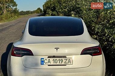 Седан Tesla Model 3 2022 в Черкассах Седан Tesla Model 3 2022 в Черкассах