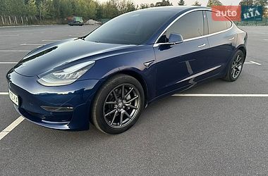 Седан Tesla Model 3 2018 в Вінниці