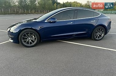 Седан Tesla Model 3 2018 в Вінниці