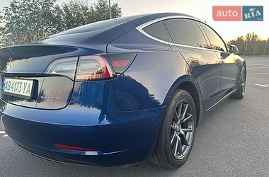 Седан Tesla Model 3 2018 в Вінниці
